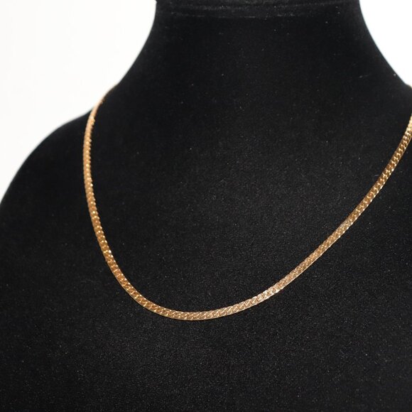 Beautiful gold like new chain necklace 20" - Picture 4 of 5